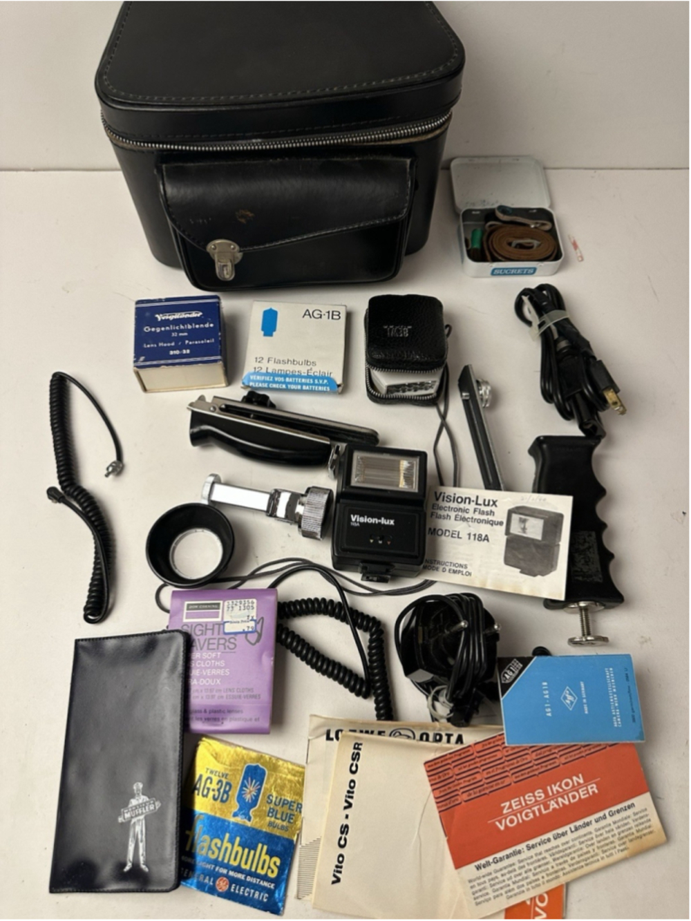 Vintage Camera Accessories Lot Zeiss Ikon Voigtlander Manuals Flash Bulbs Bag
